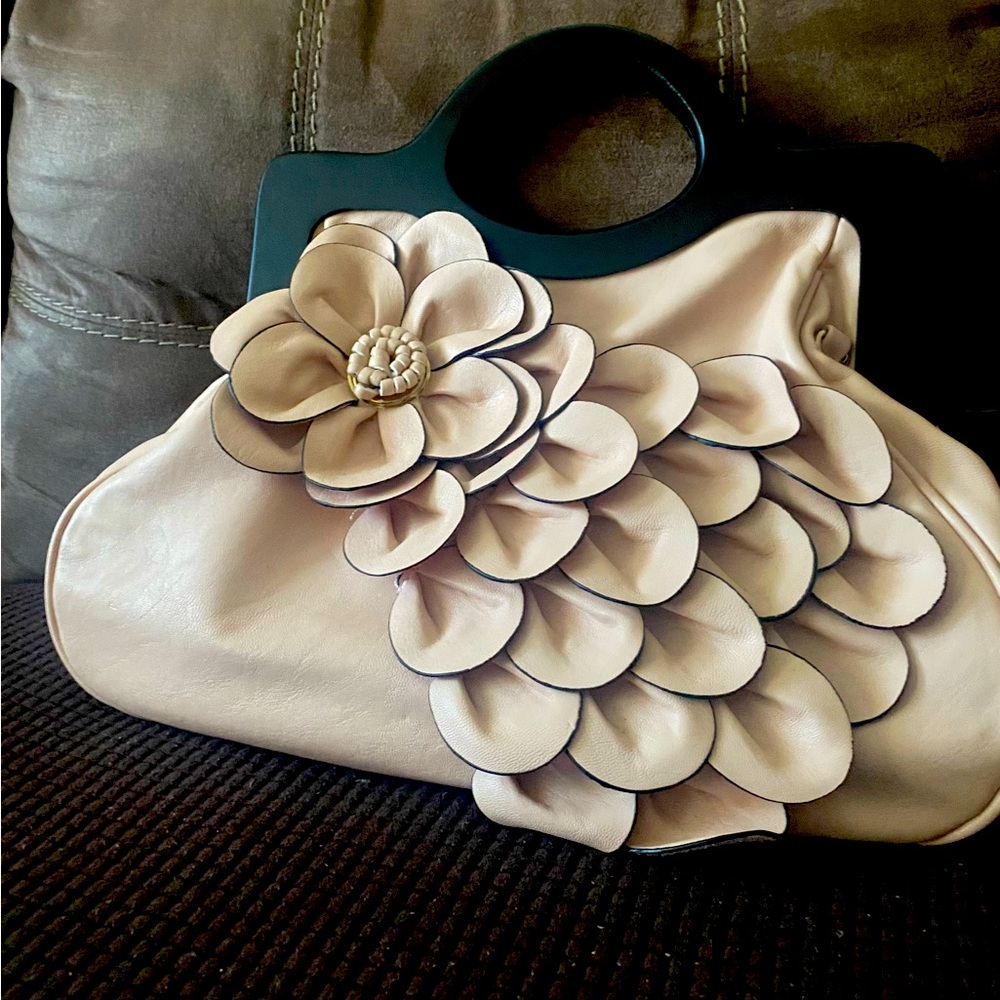 Ladies Light Pink Purse